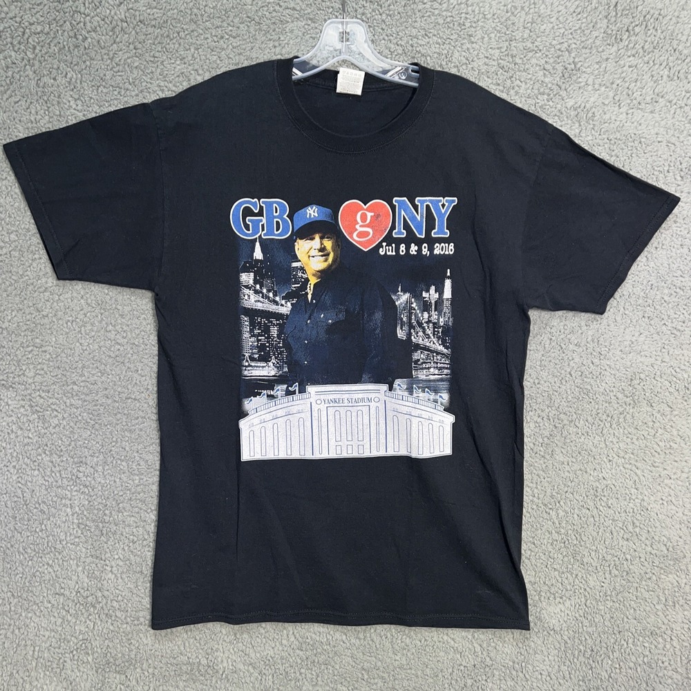 Garth Brooks 2016 New York Yankee Stadium T Shirt Men's Sz L Tour Merch Band Tee